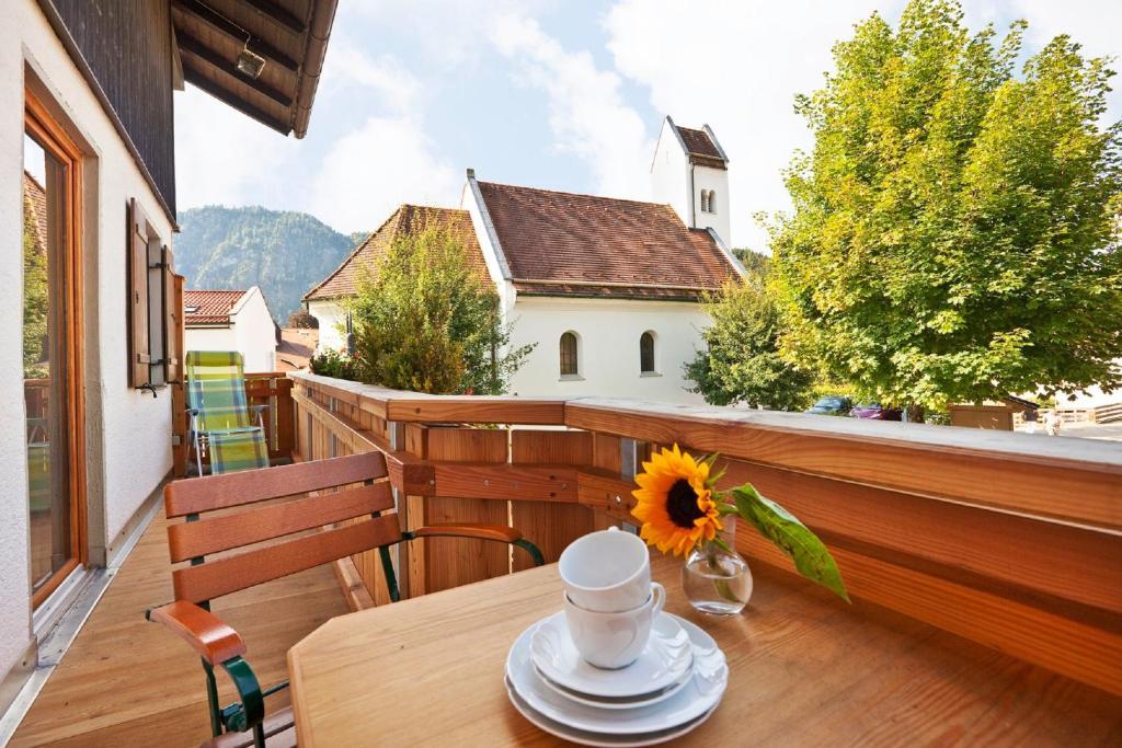 Hotel Restaurant Fruehlingsgarten Füssen Zewnętrze zdjęcie