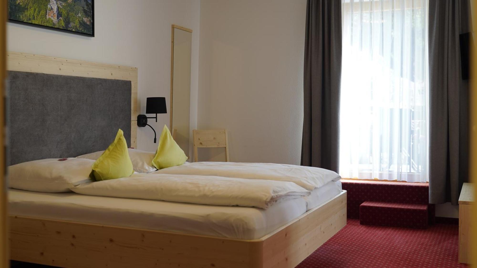Hotel Restaurant Fruehlingsgarten Füssen Zewnętrze zdjęcie