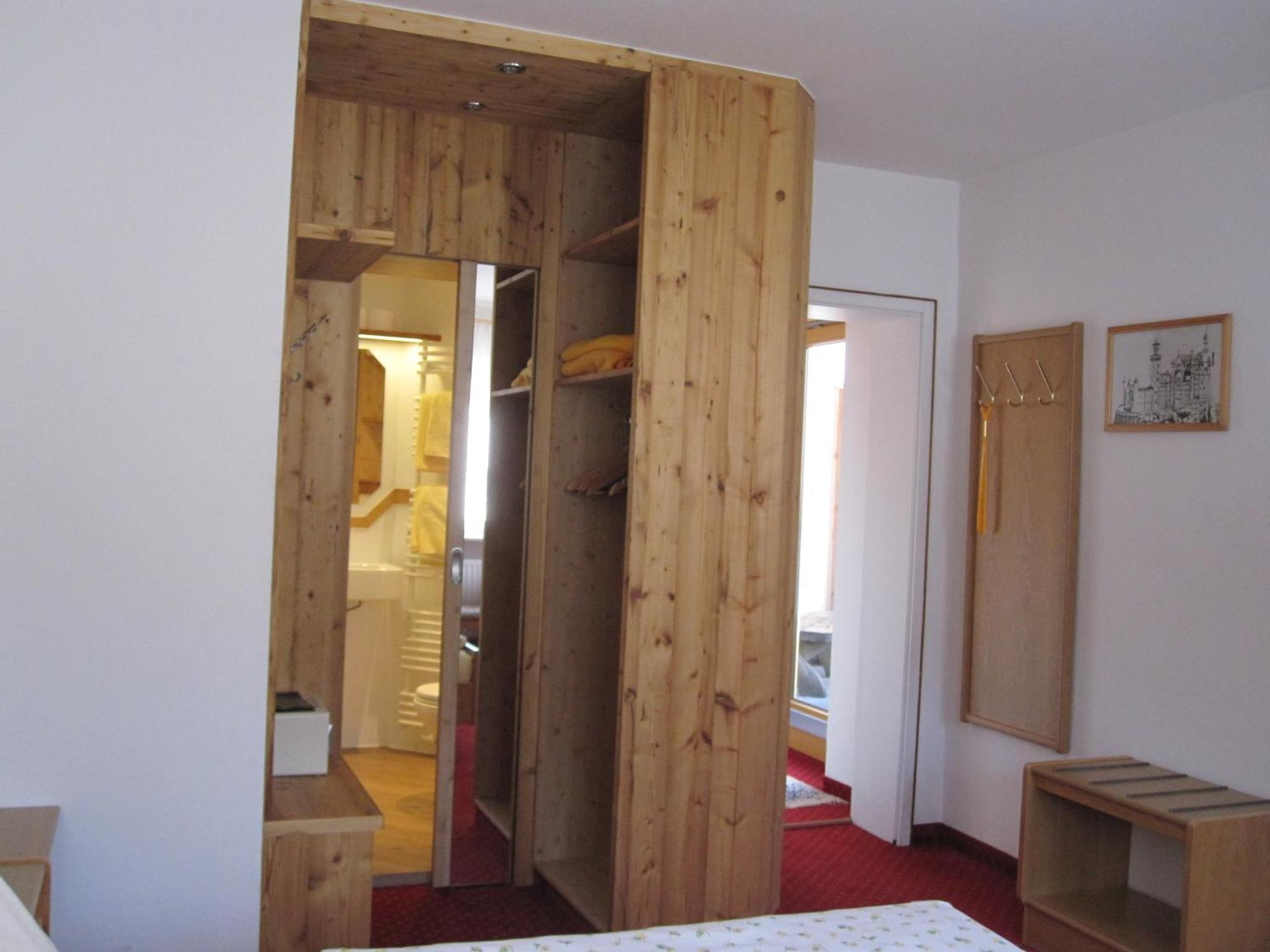 Hotel Restaurant Fruehlingsgarten Füssen Zewnętrze zdjęcie